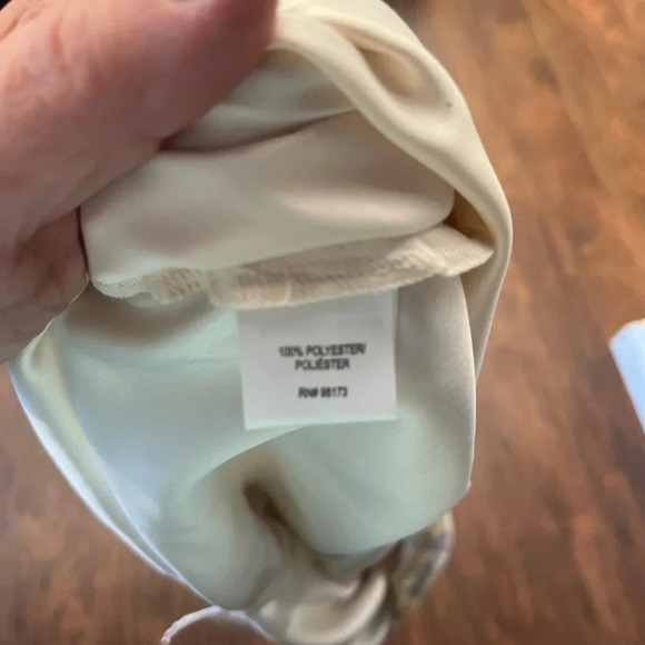 W by Worth Pearl sequin gray and yellow plaid mistress-Size 4 - Picture 9 of 11